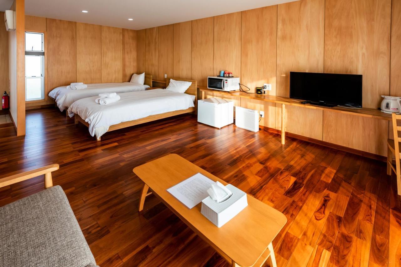 Guest House Kawamitsu Miyakojima  Kültér fotó