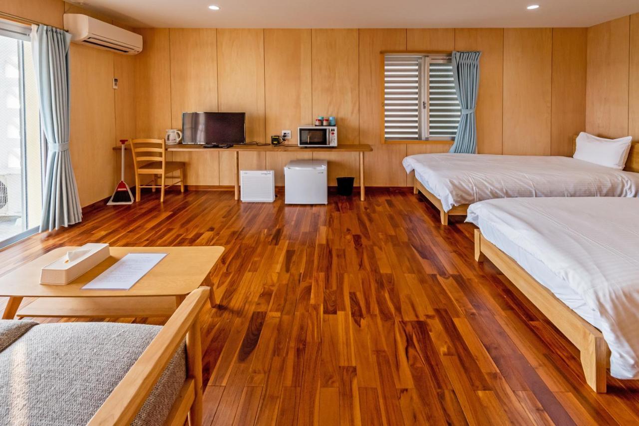 Guest House Kawamitsu Miyakojima  Kültér fotó
